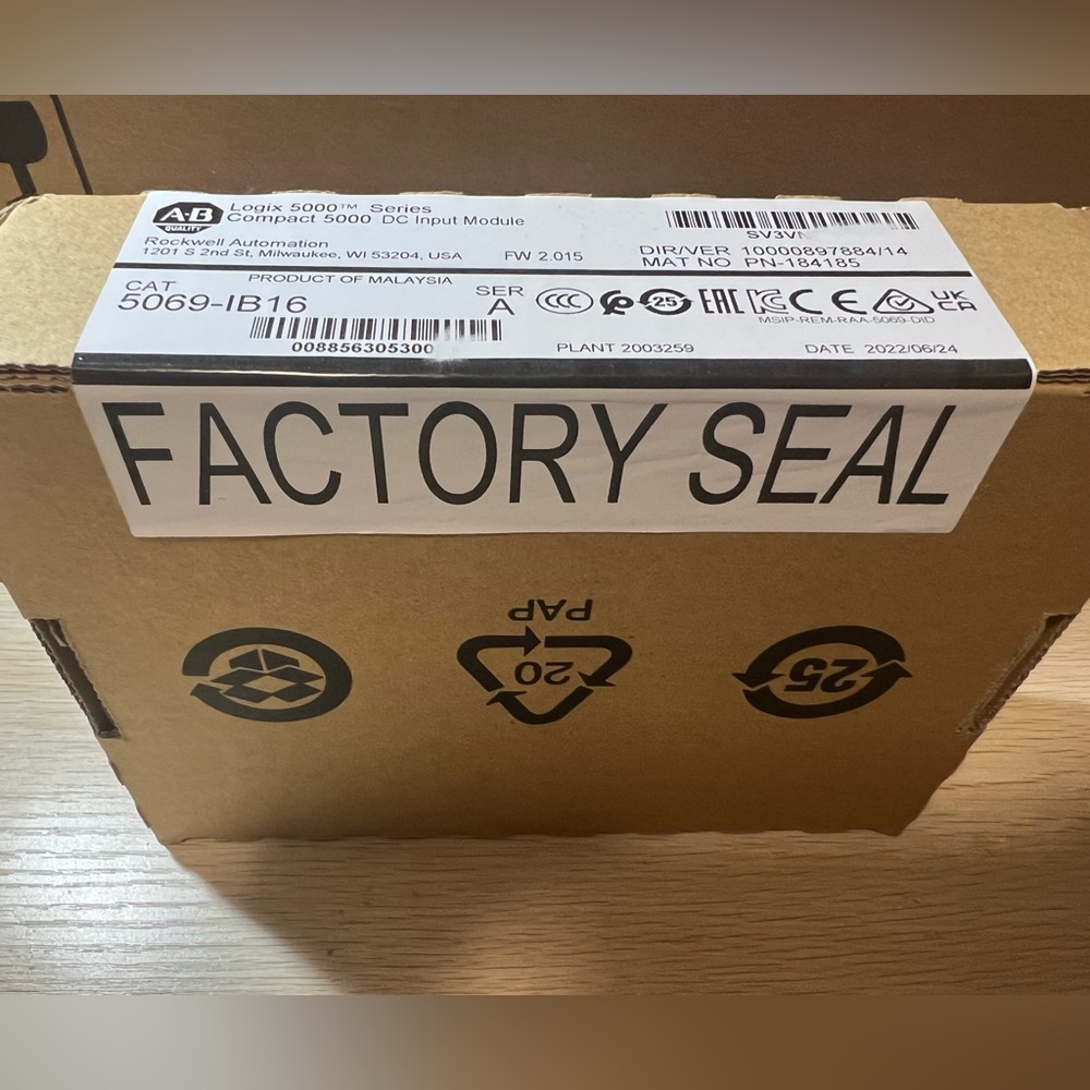 Allen-Bradley 5069-1B16 Logix 5000™M Series • Compact 5000 DC Input Module